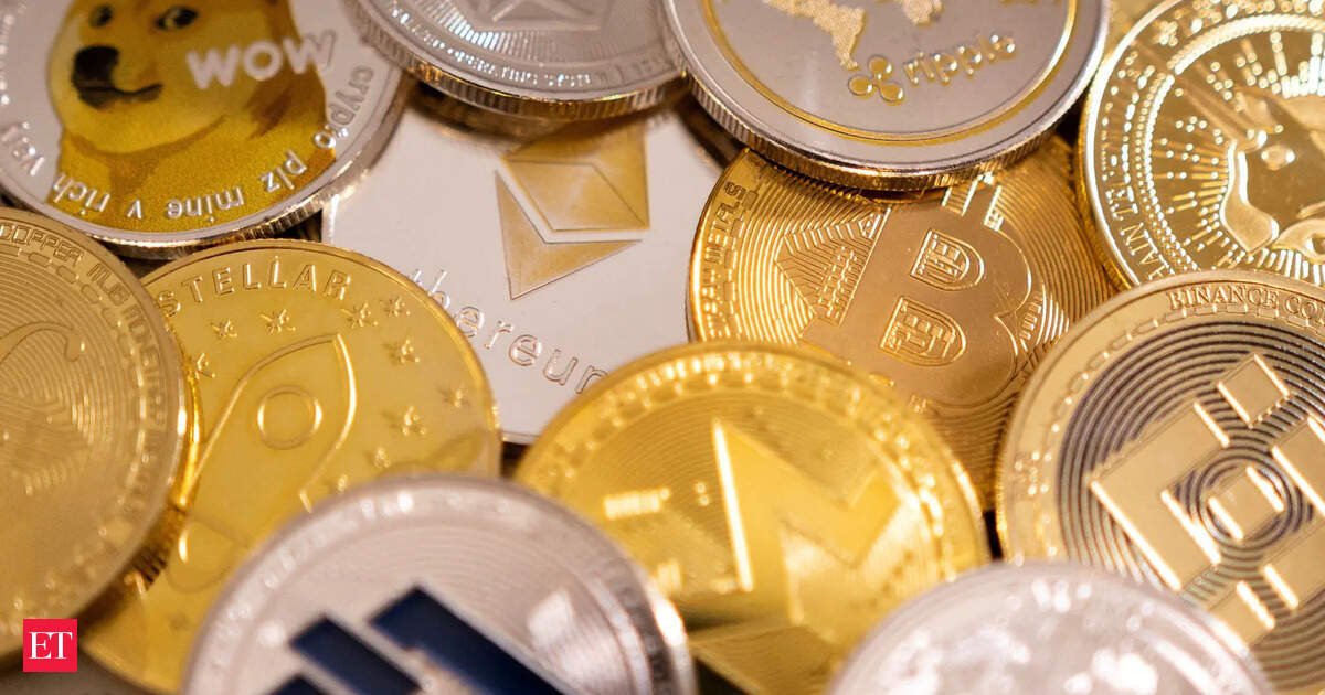 <p><strong>Crypto Market Dive: Analyzing the Price Declines of Bitcoin, Ethereum, and XRP—Insights on Investor Sentiment, ETF Outflows, Policy Changes, Trader Liquidations, and Market Anxiety</strong></p> - Tech Digital Minds