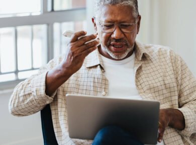Digital Technology Use Could Offer Brain Benefits for Seniors - Tech Digital Minds
