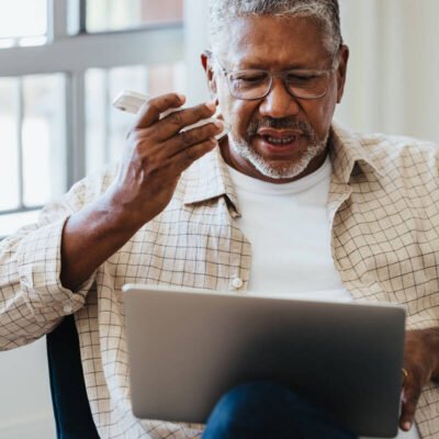 Digital Technology Use Could Offer Brain Benefits for Seniors - Tech Digital Minds