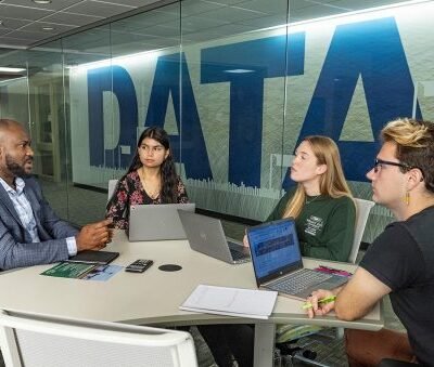 Wright State Newsroom – Wright State Collaborates with Intel to Incorporate AI into Raj Soin College of Business Curriculum - Tech Digital Minds