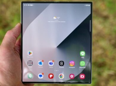 Apple's Foldable iPhone May Embrace Controversial Selfie Camera Technology - Tech Digital Minds