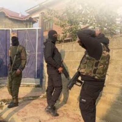 CIK Conducts Raids in Kashmir Linked to Delhi Blast Investigation; Nearly 20 Digital Devices Recovered - Tech Digital Minds