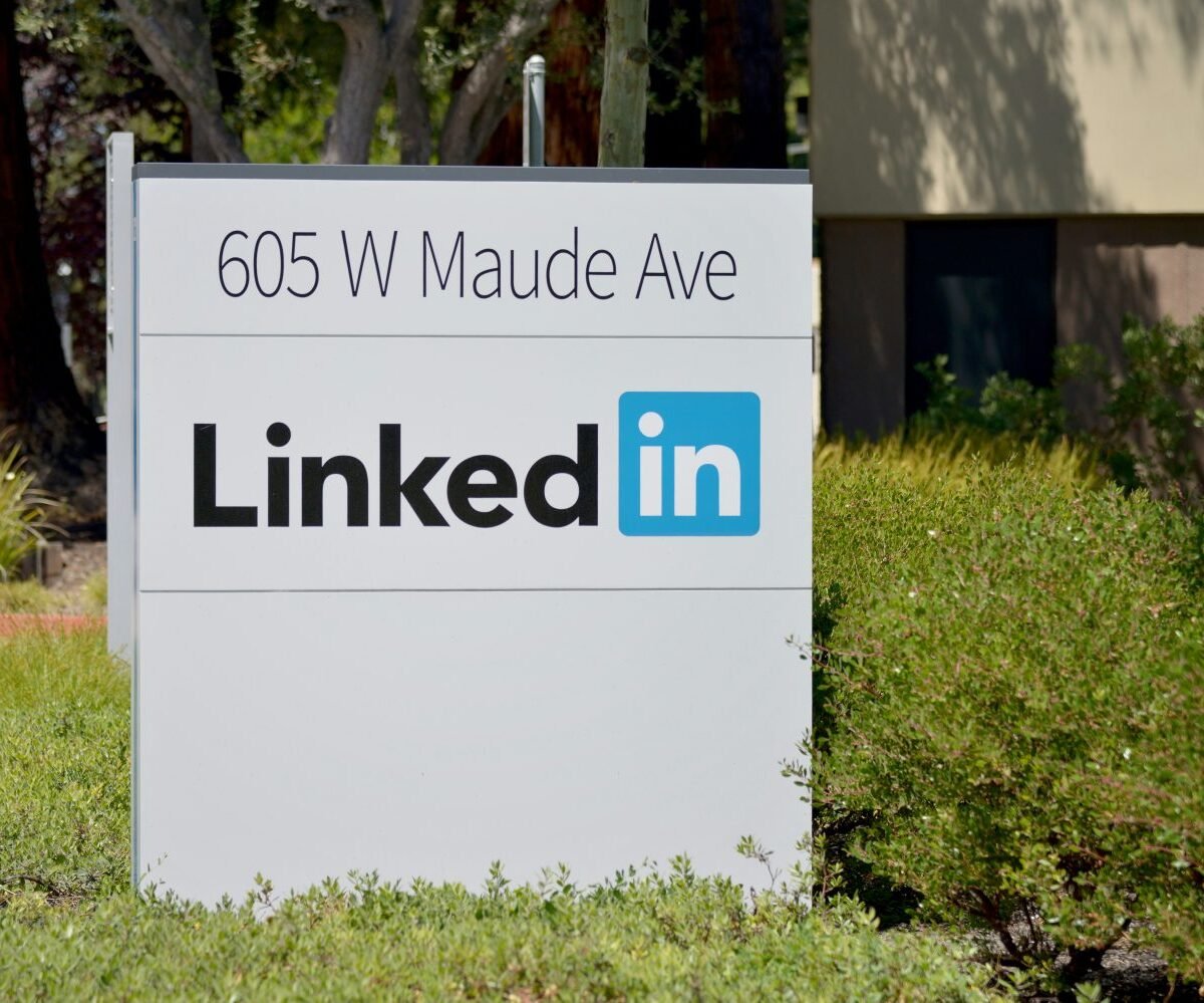 Security Alert: LinkedIn is Leveraging Your Posts and Achievements for AI Training—Here's How to Opt Out - Tech Digital Minds