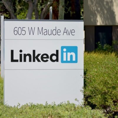 Security Alert: LinkedIn is Leveraging Your Posts and Achievements for AI Training—Here's How to Opt Out - Tech Digital Minds